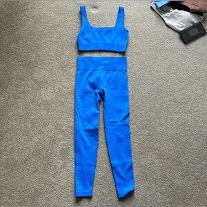 💙 Vibrant Blue Ribbed Activewear Set Size Small 💙